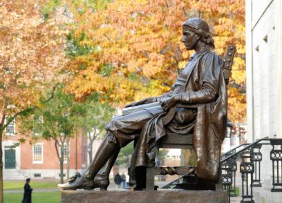 john-harvard-statue